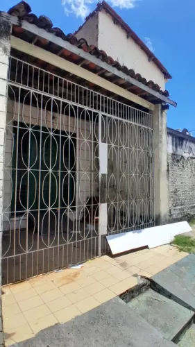 Casa à venda no Montese