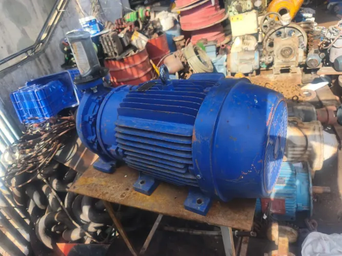 Bomba 40 CV centrifuga