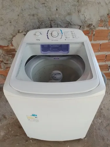 Vendo maquina de lavar eletrolux 13kg