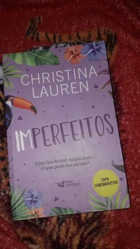 Imperfeitos - Christina Lauren | Livro
