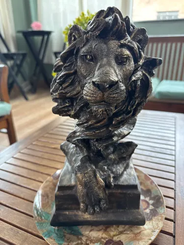 Busto de Gesso Estatueta Leão L15cm/A30cm/P13cm