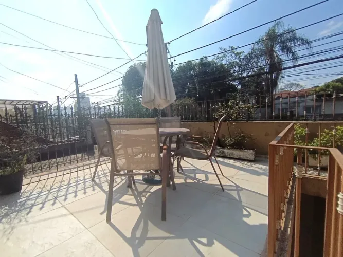 Casa com 3 dormitórios para alugar, 150 m² por R$ 4.750,00/mês - Jardim da Glória - São Pa
