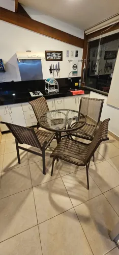 Conjunto de mesa para jardim em alumínio