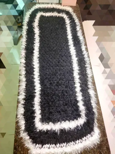 Tapete Artesanal Felpudo Preto 140cmx60cm