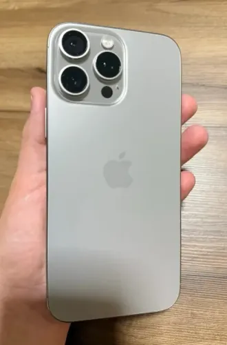 Iphone 16 pro max 256 GB + Apple Watch Ultra = S26 ULTRA+ WATCH