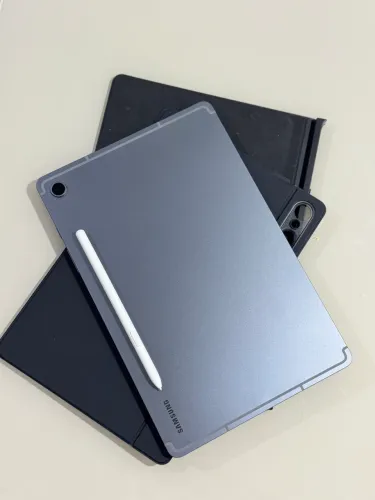 Tablet Samsung Galaxy S10 LITE 128gb - Cor Gray (Acompanha capa e caneta, tudo original)