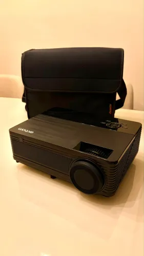 PROJETOR DE LED COM MULTIMIDIA 2800 LUMENS HDMI/AUX/USB/VGA