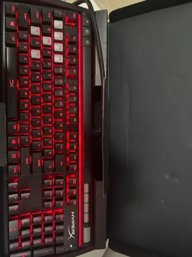 Teclado Gamer ALLOY Elite RGB