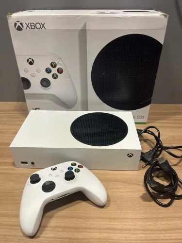Console Xbox series S 512GB + controle original + cabos originais