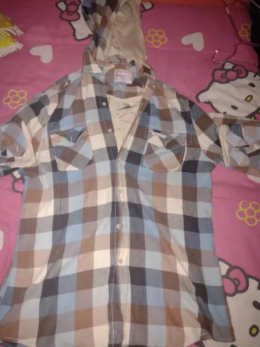 ? Camisa Xadrez Manga Longa com Capuz - NOVA, NUNCA USADA!
