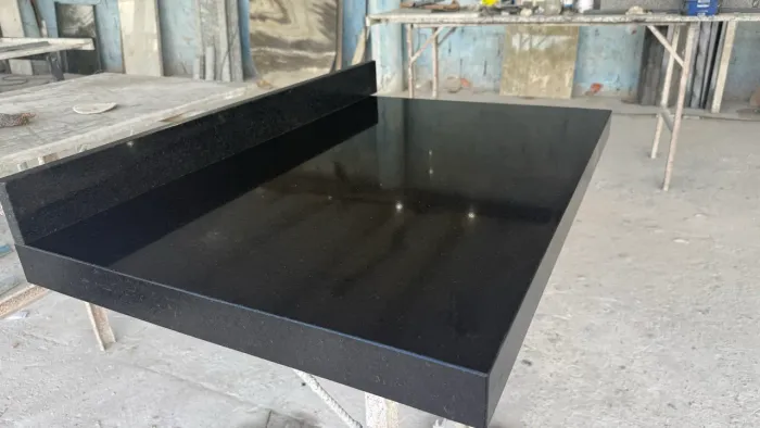 Bancada em granito preto São Gabriel