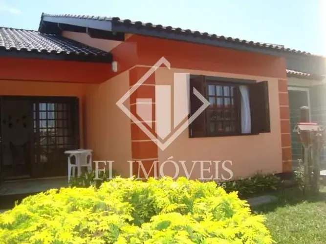 Casa para venda com 200 metros quadrados com 3 quartos em Malinsky - Arroio do Sal - RS