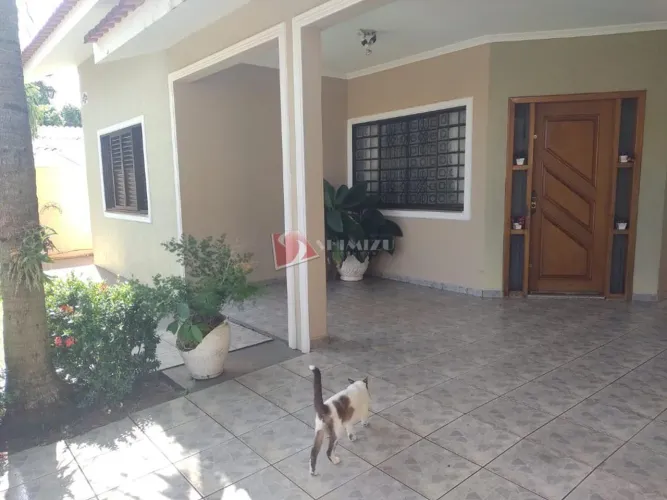 Casa à venda em Paranavaí, Jardim Campo Grande, com 4 quartos, com 232.33 m²