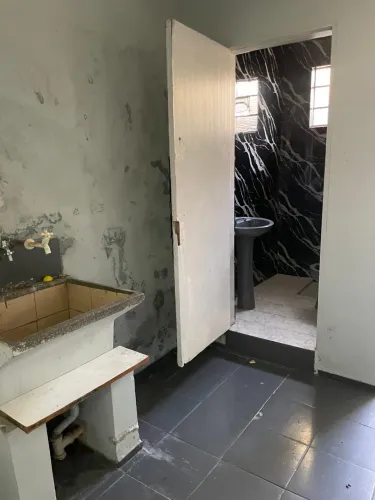 CASA EM ÓTIMO ESTADO