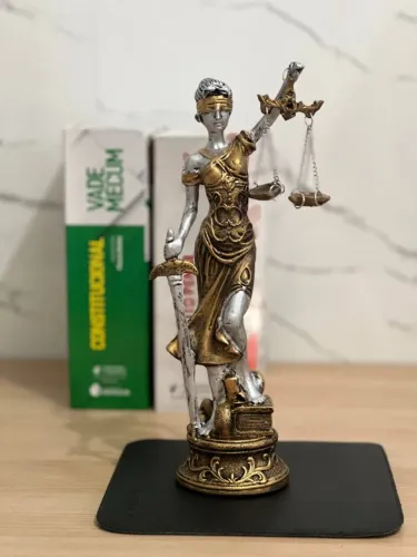 Estatueta Deusa Temis 29 cm em resina de excelente qualidade