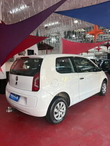Volkswagen Up! Take 1.0 T. Flex 12V 3P 2016