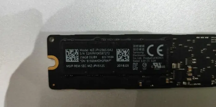 Apple Ssd 256gb (300 reais) ou 512gb (400 reais) Samsung Original Macbook Air Pro 2013 A 2