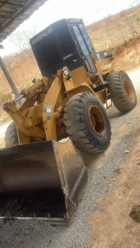 Carregadeira CAT 924F Ano 97