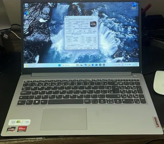 Notebook Lenovo Ryzen 5 256 GB 8gb ram ddr5