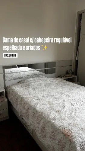 Cama de casal c/ cabeceira regulável espelhada e criados