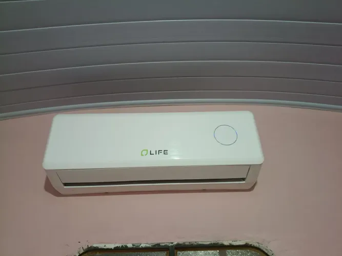 Vendo central de ar 12mil BTUs inverter marca Life