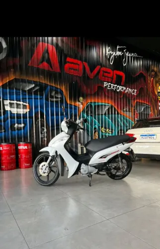 ?Honda Biz 125 EX 2015 muito conservada?