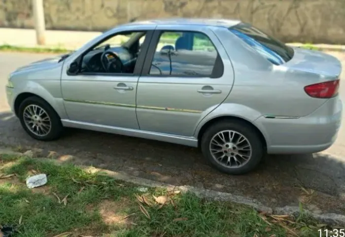 Fiat Siena HLX 1.8 MPI Flex 8V 4P 2008