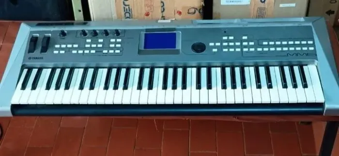 Teclados Yamaha MM 6 com brinde Pendrive