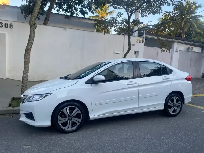 Honda City Sedan LX 1.5 Flex 16V 4P Aut. 2015