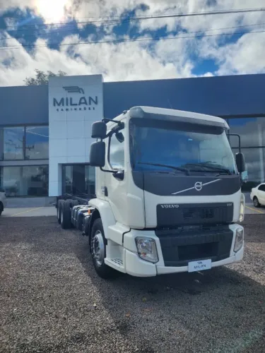 VOLVO VM 270 ano 2021 6X2