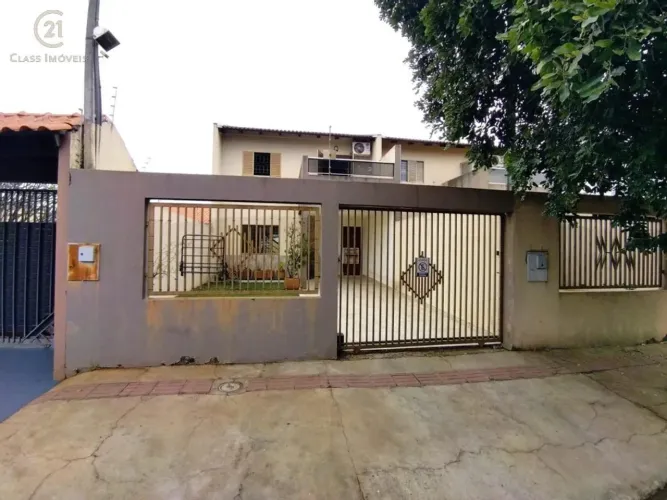 Casa à venda em Londrina, Jardim Tarumã, com 3 quartos, com 125 m²