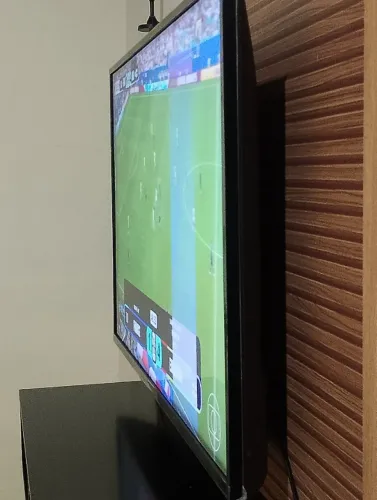 Tv LG 43 polegadas,4k.