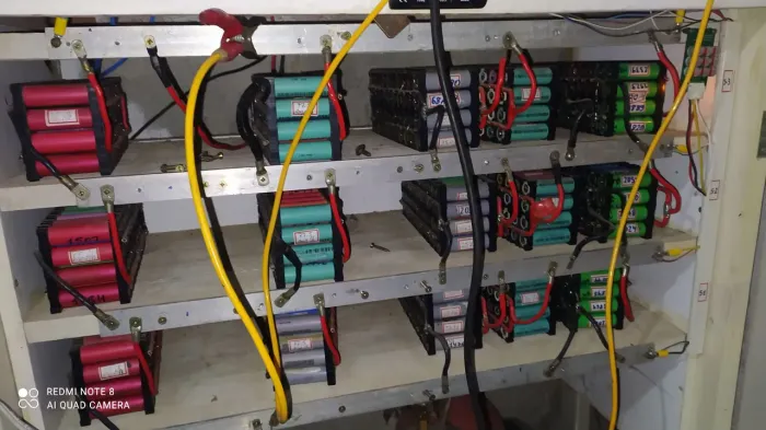 Bateria de lítio 77 Amperes