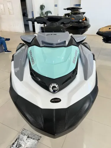 JET SKI SEA DOO GTX PRÓ 2024, 3 Lugares, Casco ST-3, Som Original, Estado de Novo, PARCELO