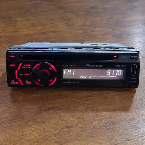 Rádio automotivo Pionner DEH-3050Ub USB CD Aux