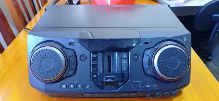 Rádio/som LG CL87 - Peças