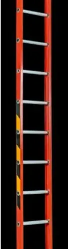 Vendo escada de fibra singela - usada