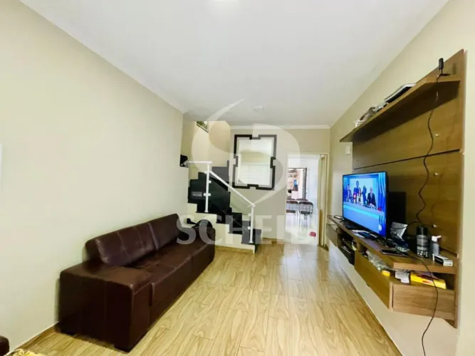 Casa de Vila á Venda na Vila Mariana com 120m², 3 quartos sendo 1 suíte, 2 vagas.