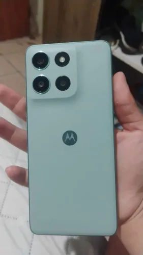 Vendo Celular Motorola Semi novo