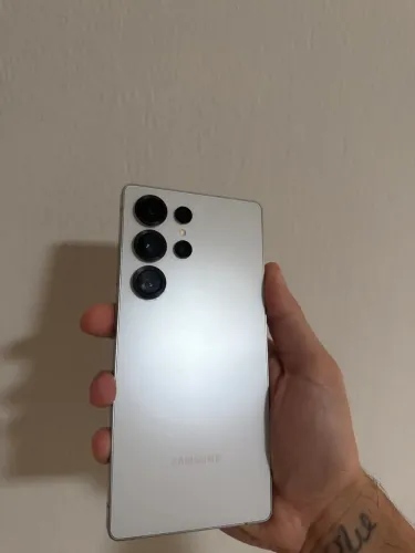S25 Ultra sem marcas de uso