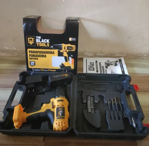 Parafusadeira e furadeira Black Tools
