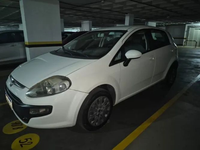 Imagem de Fiat Punto Attractive 1.4 Fire Flex 8V 5P 2016