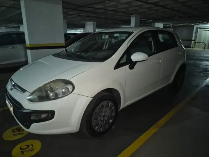 Fiat Punto Attractive 1.4 Fire Flex 8V 5P 2016