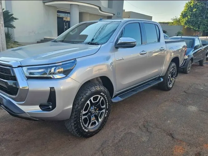 Toyota Hilux CD SRX 4X4 2.8 TDI 16V Diesel Aut. 2021