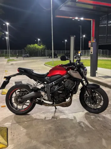 Honda CB650R