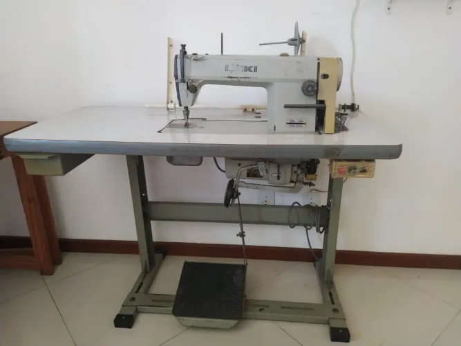Vendo máquina de costura industrial