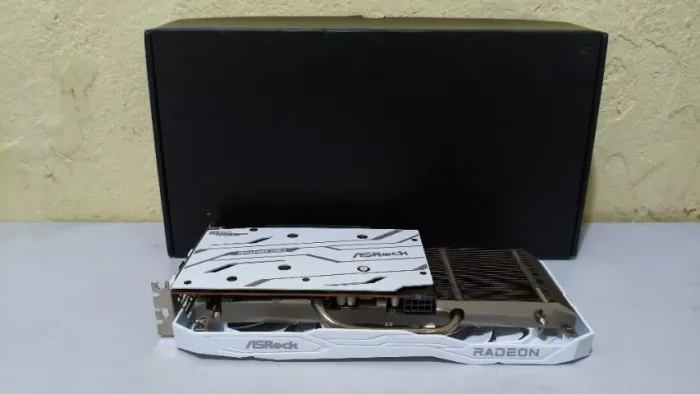 Placa de Vídeo RX 6600 8GB ASRock Challenger White