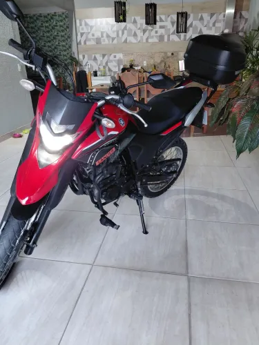 Moto lander 250