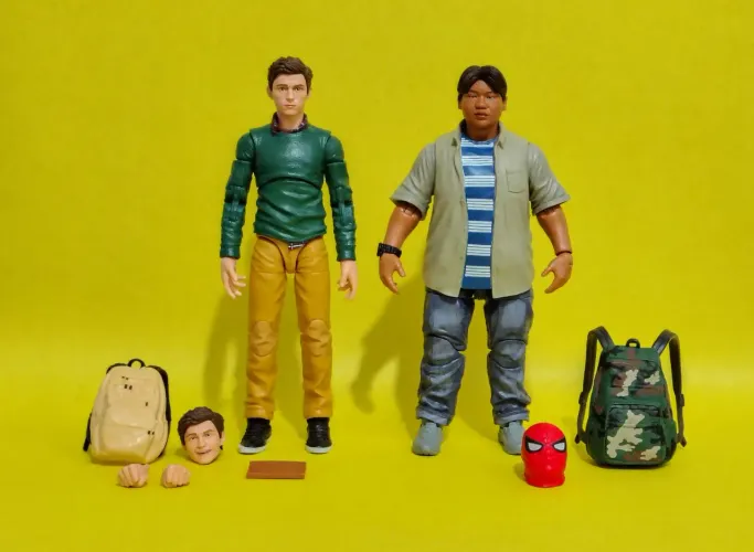 Marvel Legends Peter Parker & Ned Leeds (Homecoming 2-pack)
