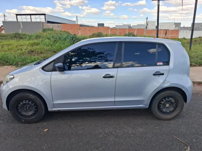 Volkswagen Up! Take 1.0 Total Flex 12V 5P 2015